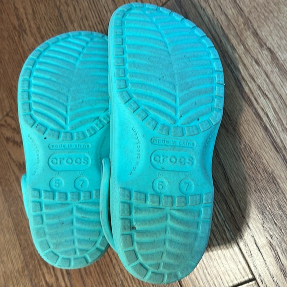 Crocs - Picture 5 of 5